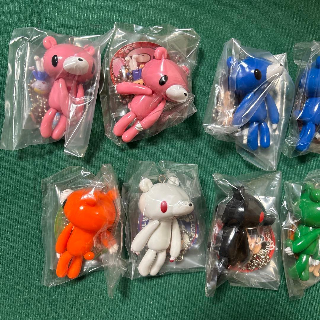 未開封 グルーミー ぷらーんぷらんキーチェーン 25個 バッジ付き