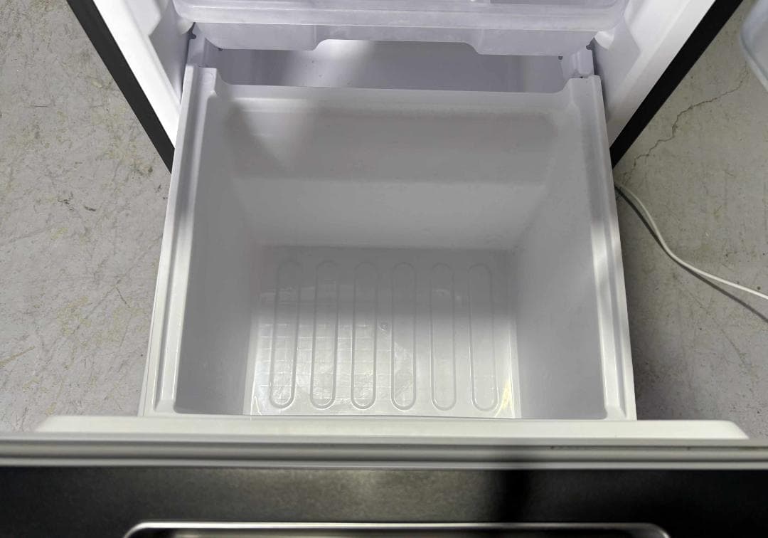 SHARPどっちもドア 冷蔵庫152L SJ-GD15H-B / 2022年製