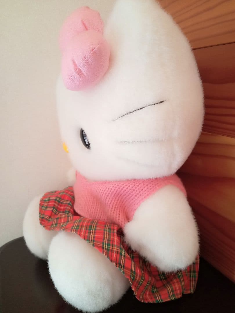ハローキティ　ぬいぐるみ