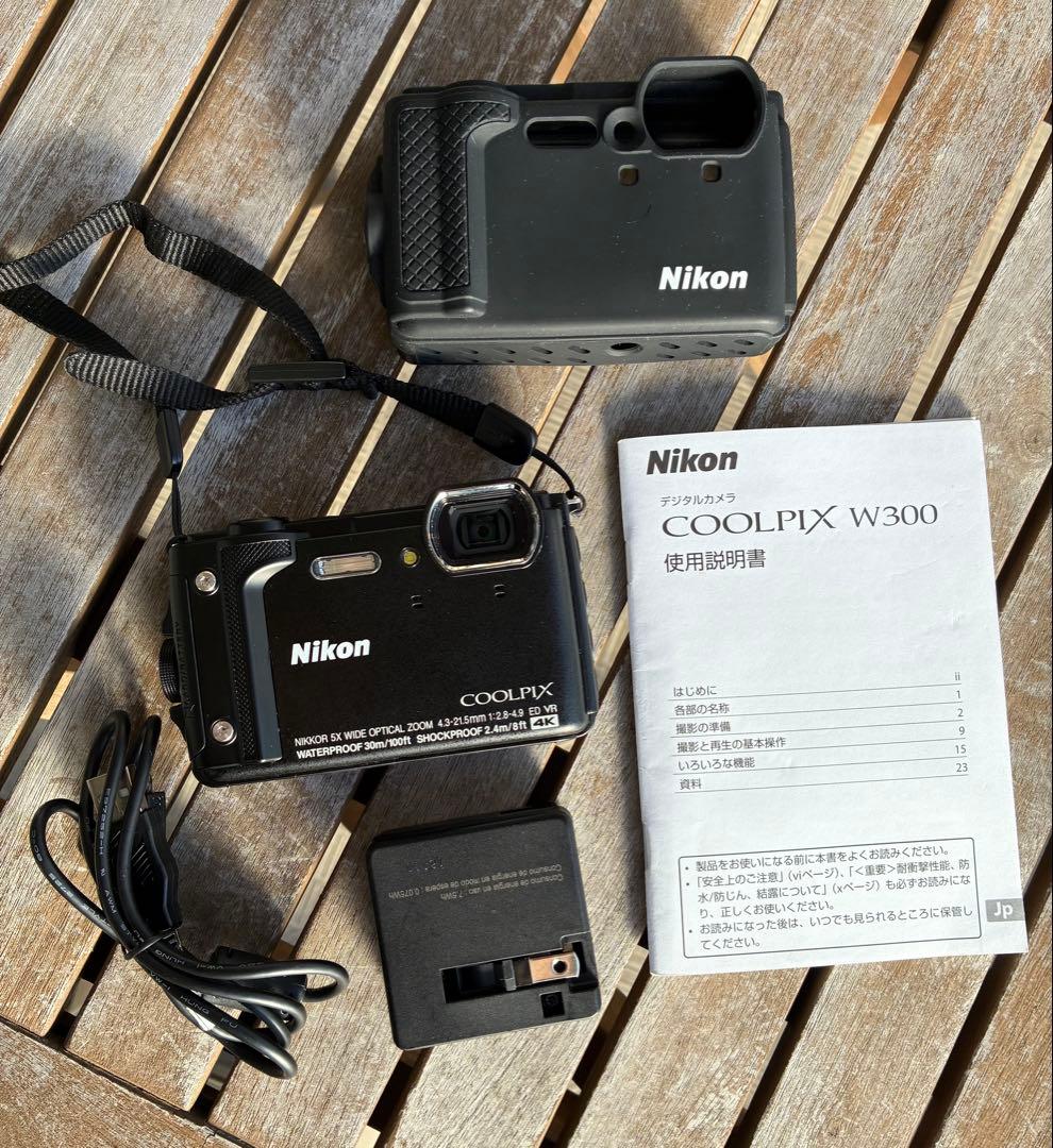 Nikon COOLPIX W300防水デジタルカメラ