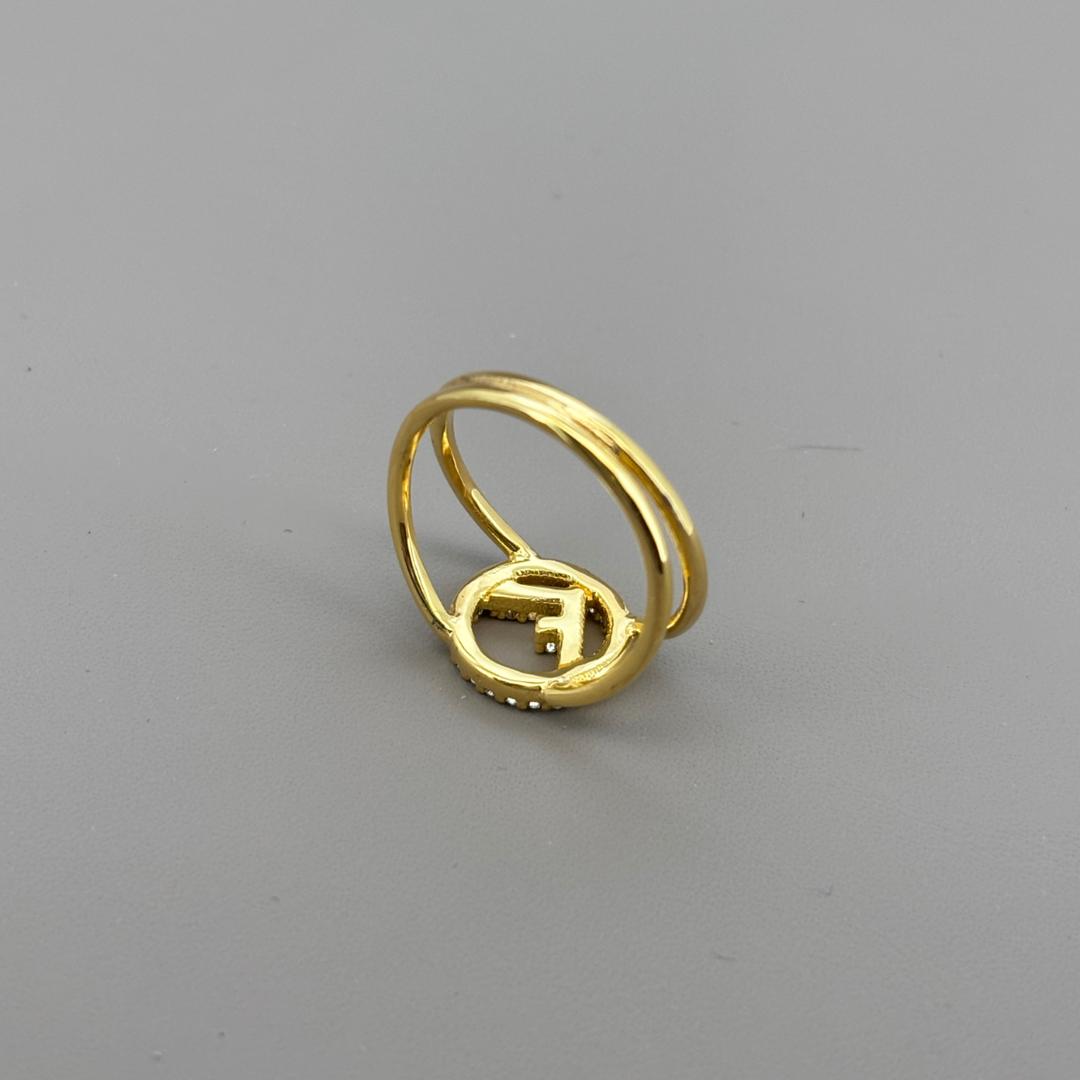 FENDI エフイズ ゴールド ラインストーン リング 9号