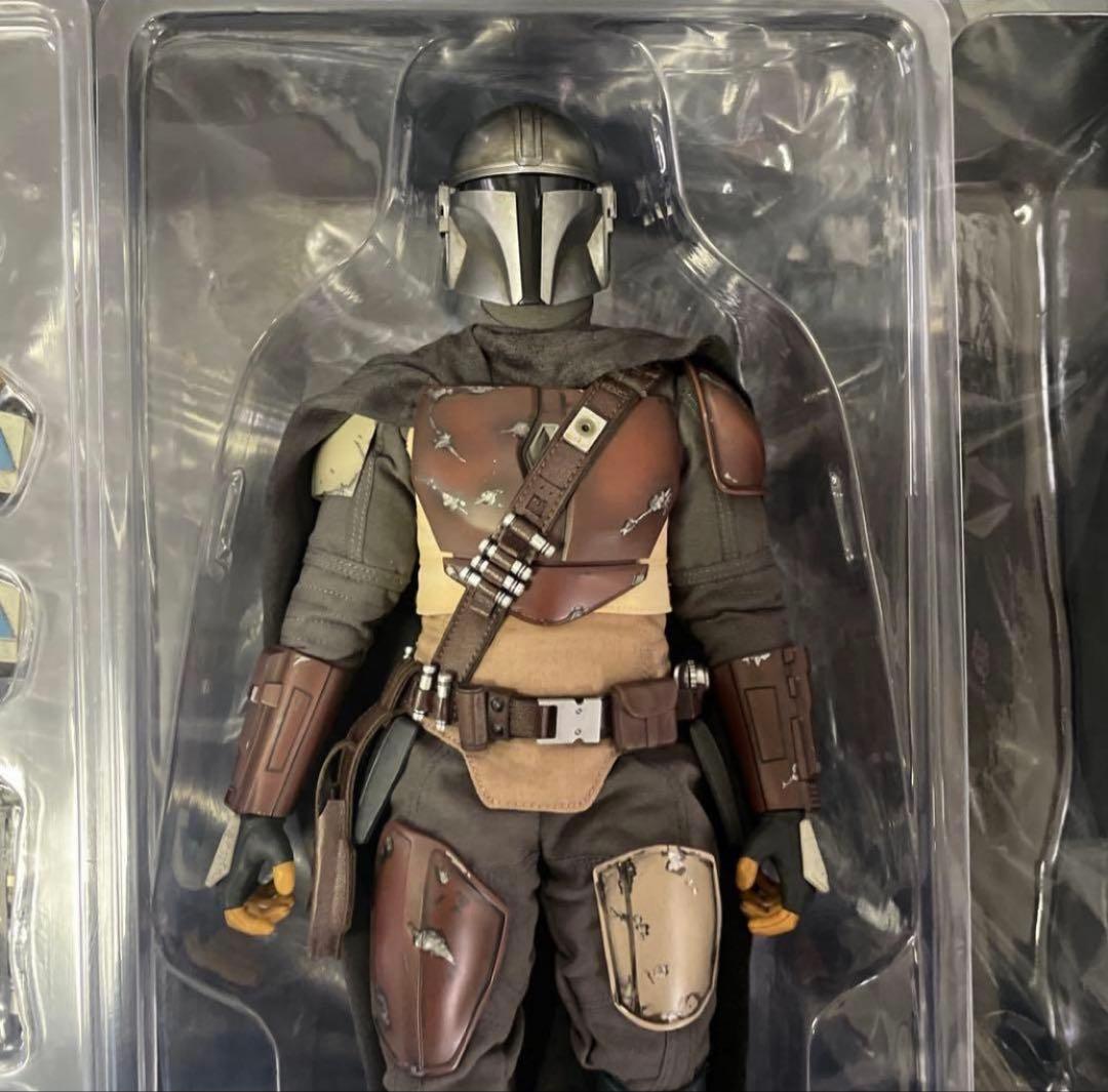 【未展示】マンダロリアン＆ブラーグ（２体セット）　ホットトイズ　TM 046