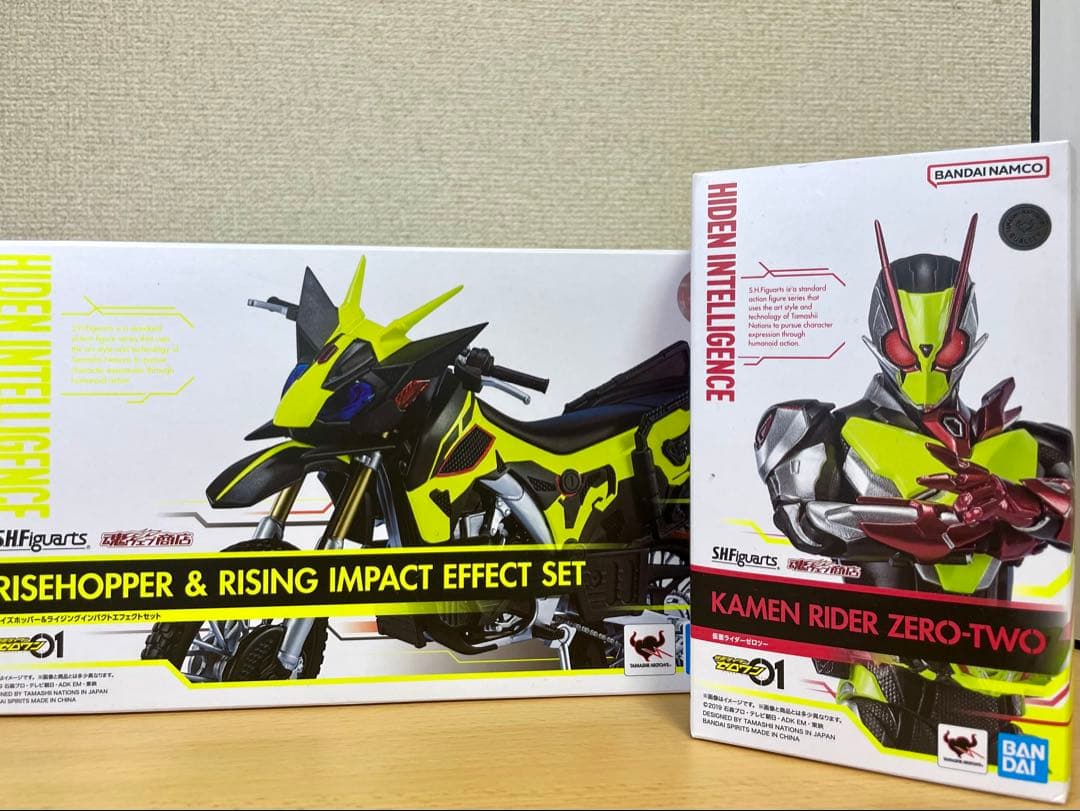 【未使用含む】SHFiguarts 仮面ライダーゼロツー ライズホッパー