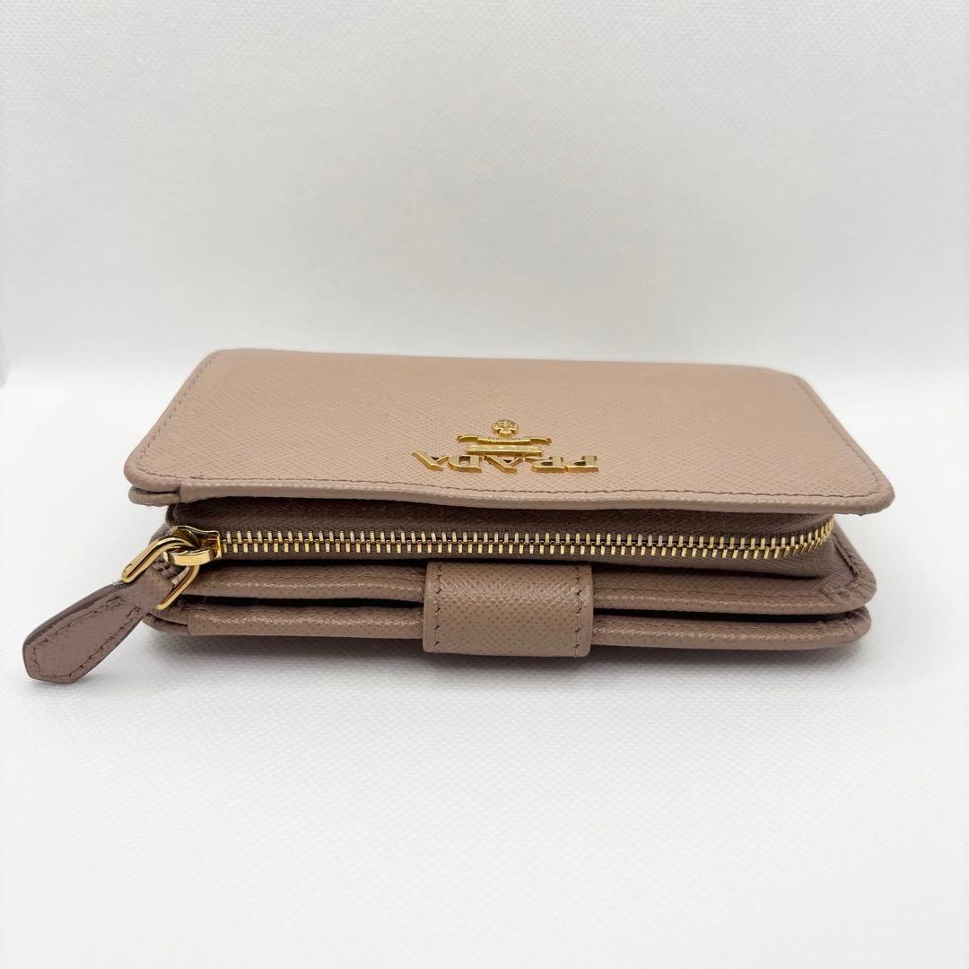 【美品】数回のみ使用 プラダ PRADA 二つ折り財布 サフィアーノレザー財布