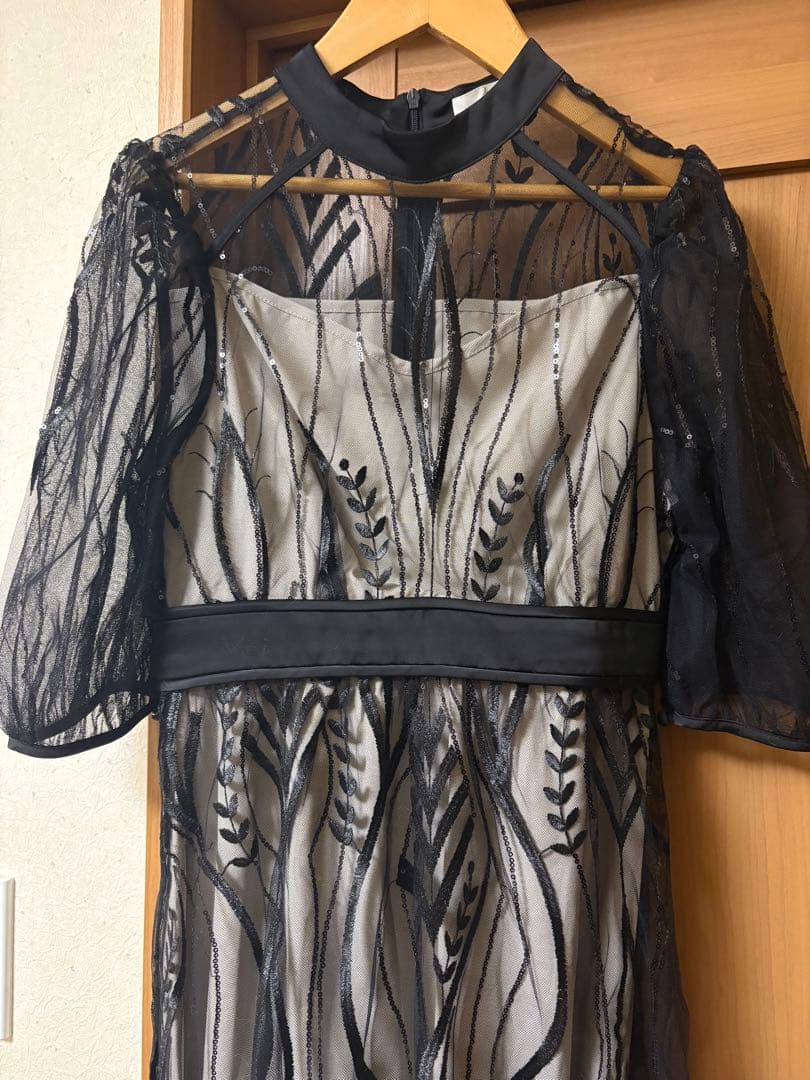 【LEJA】スパンコール刺繍レースプチハイネックAラインドレス パーティードレス