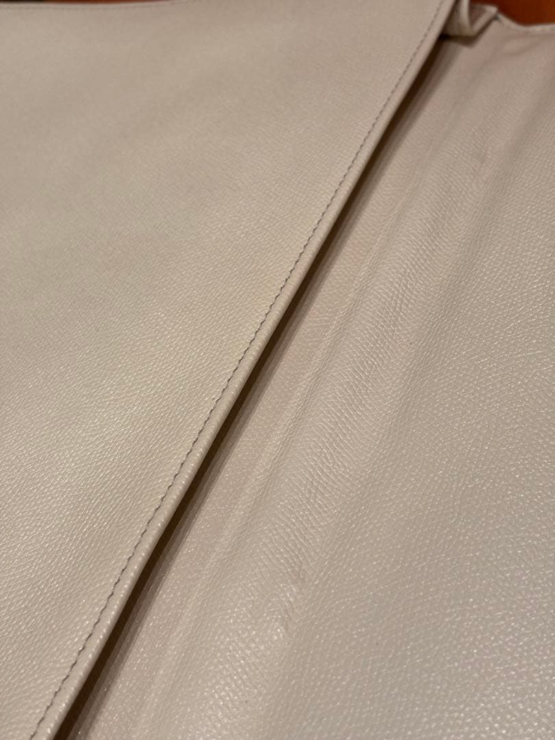 ヴァレクストラ バレクストラ Valextra ブリーフケース ホワイト