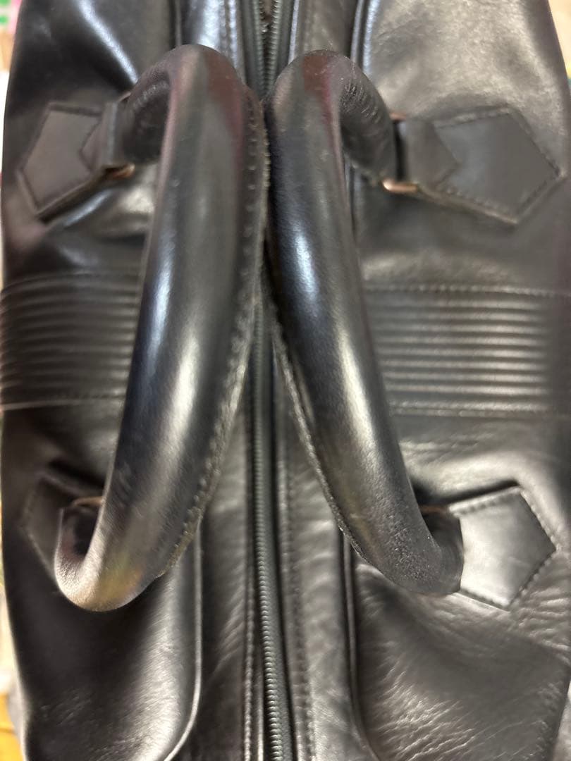 Kです。美品YSL イヴサンローラン レザーミニボストン ハンド バッグ