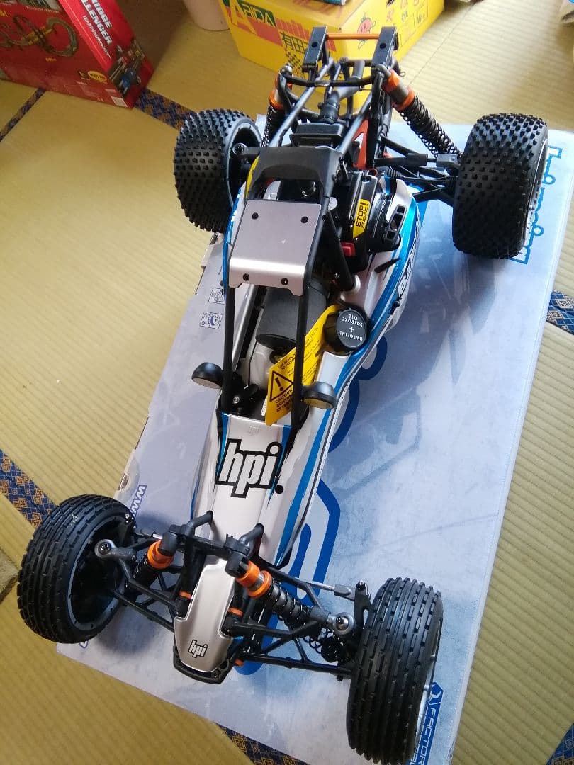 ★クリスマス大幅値下げ★エンジンラジコンカー★バハ5B★新品未走行