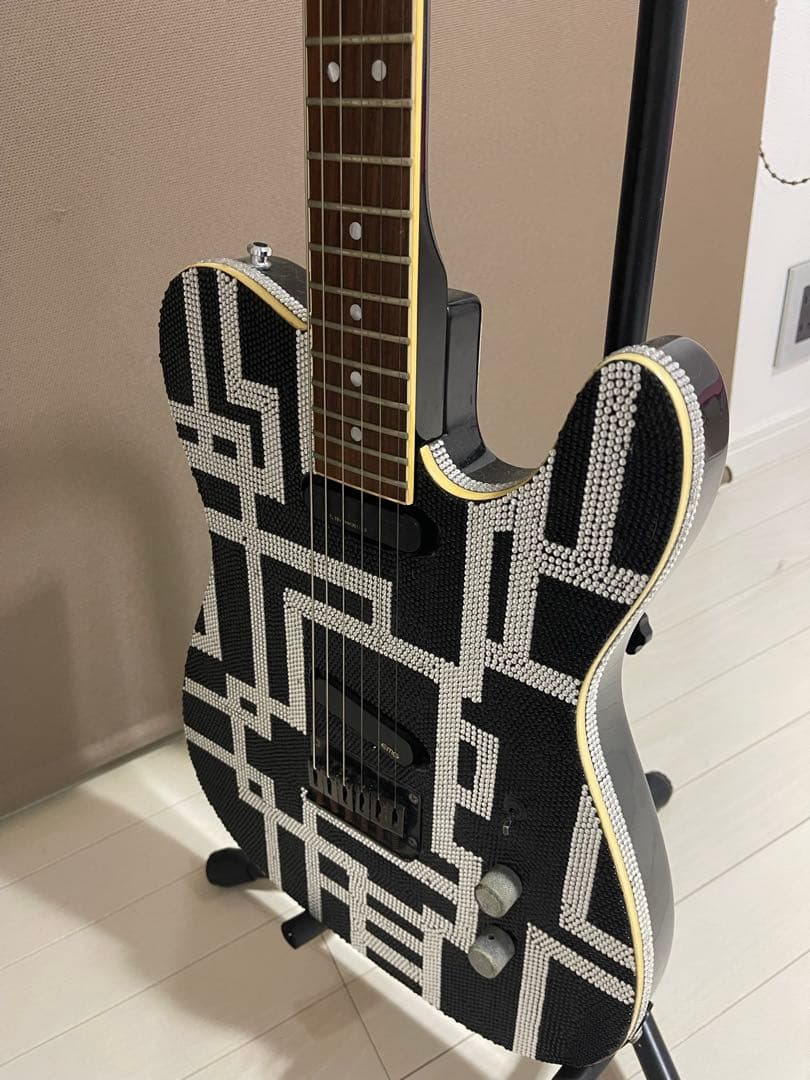自作布袋モデル風 ギター FERNANDES