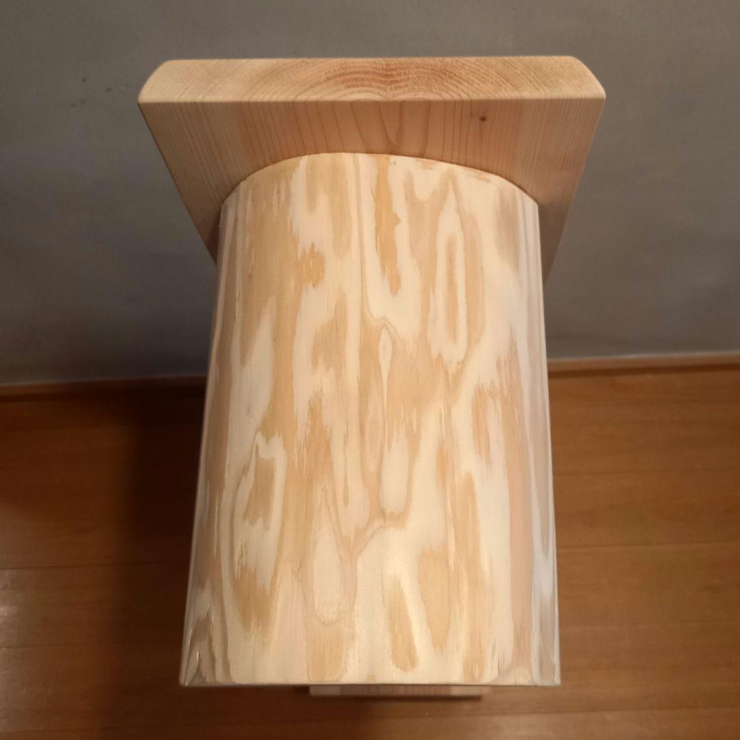 一点物　国産杉スツール、ベンチ　無垢一枚板&丸太半割りログ脚使用