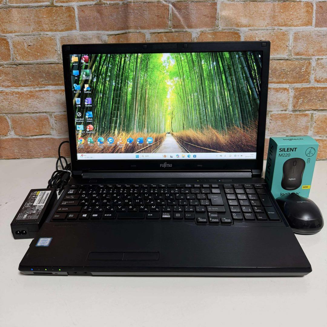 美品富士通ノート PC Core i7 SSD メモリ8GB Windows11