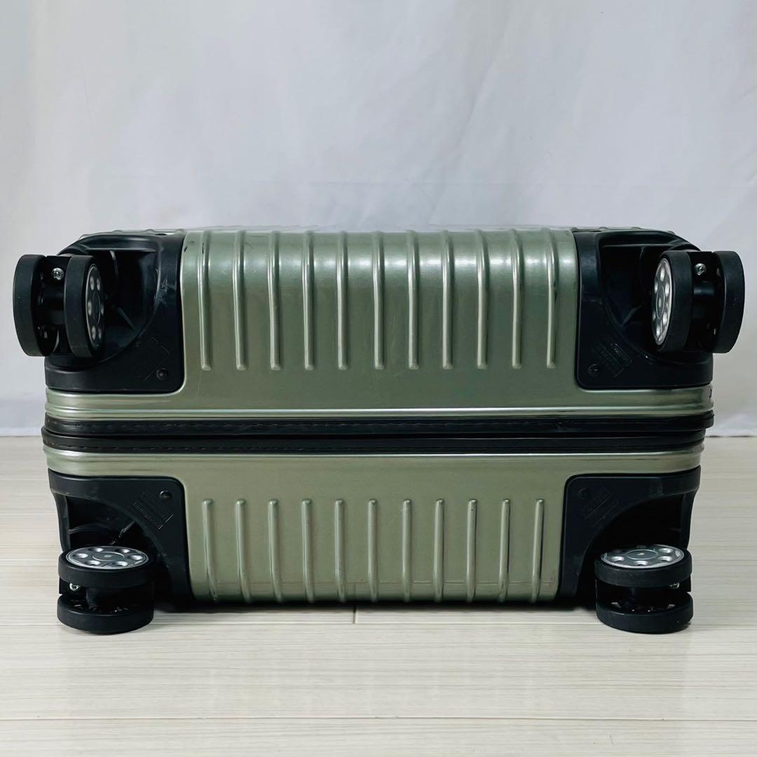 超希少❗️　リモワ　エバー航空限定モデル　サルサデラックス　82L 4輪　グリーン