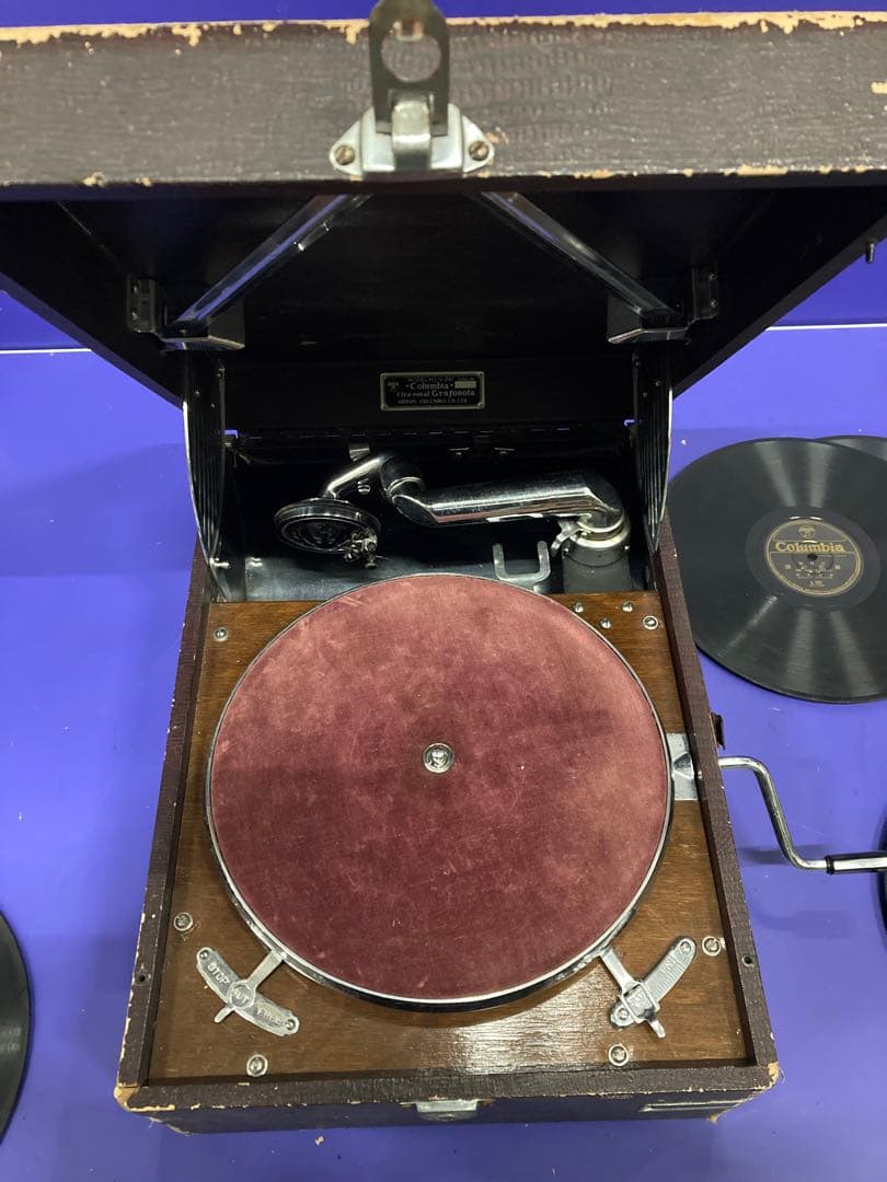 A）コロンビア Columbia ポータブル蓄音機 No.G-241
