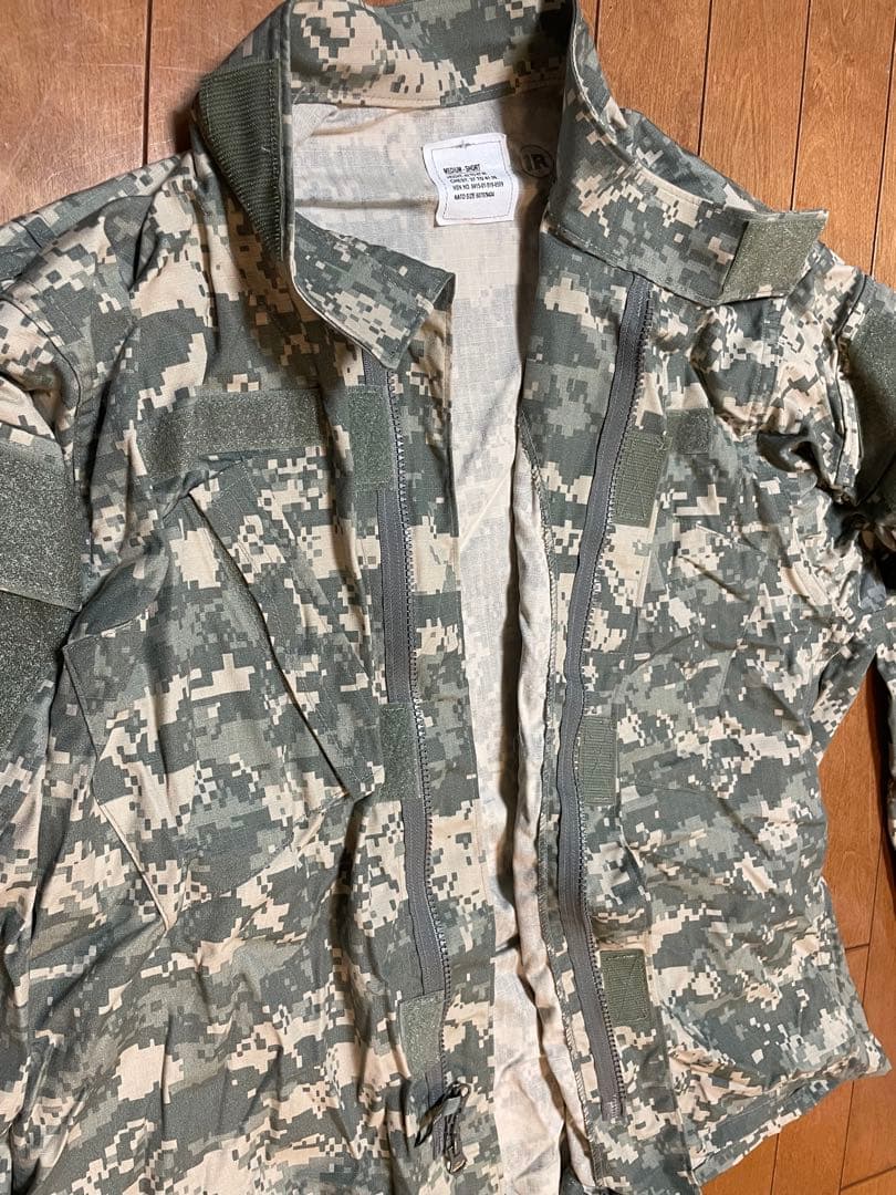 実物　米軍　ACU コンバットユニフォーム上下セット　サバゲー　デジタルカモフラ
