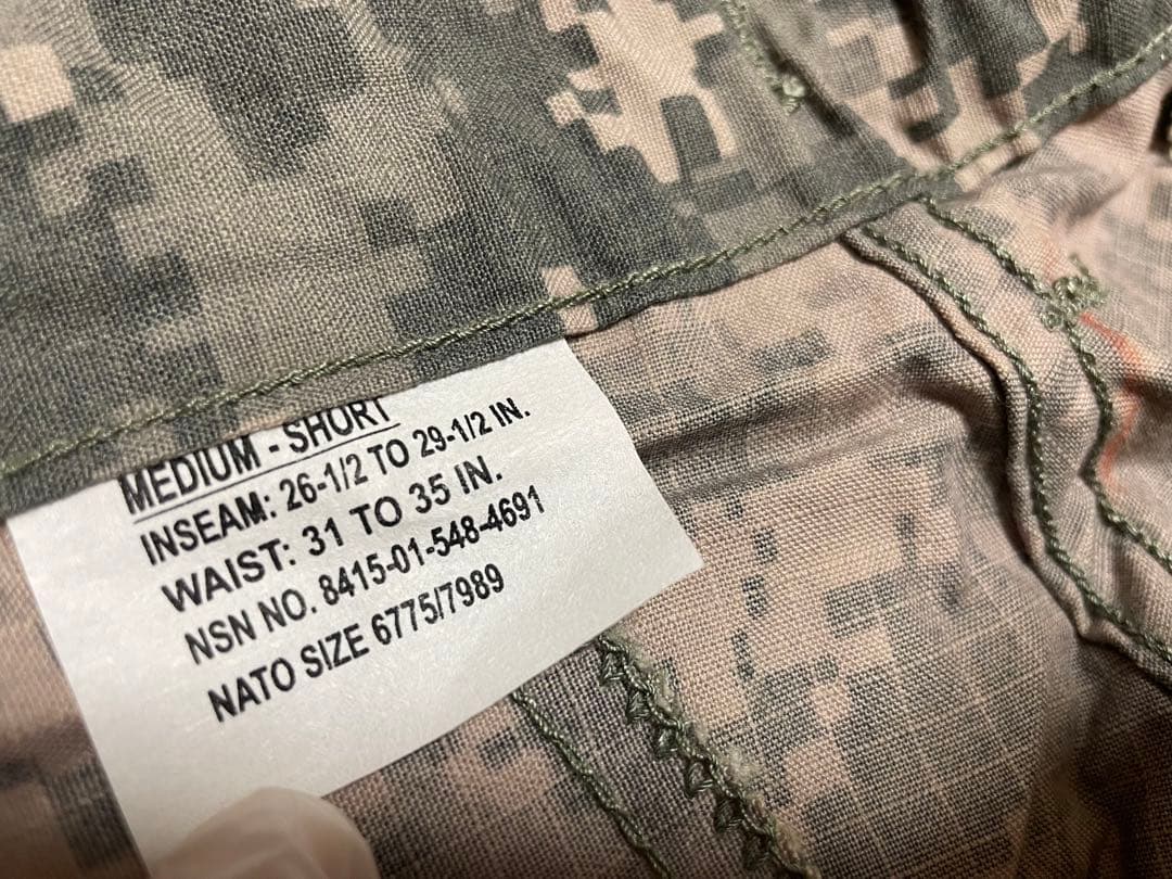 実物　米軍　ACU コンバットユニフォーム上下セット　サバゲー　デジタルカモフラ