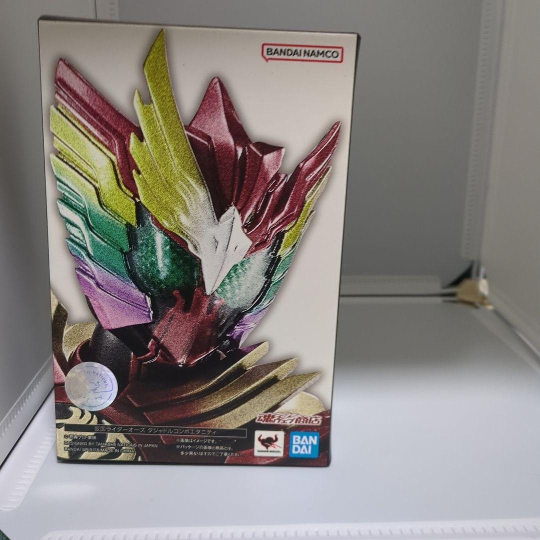 S.H.Figuarts（真骨彫製法）仮面ライダーオーズ　タジャドルエタニティ