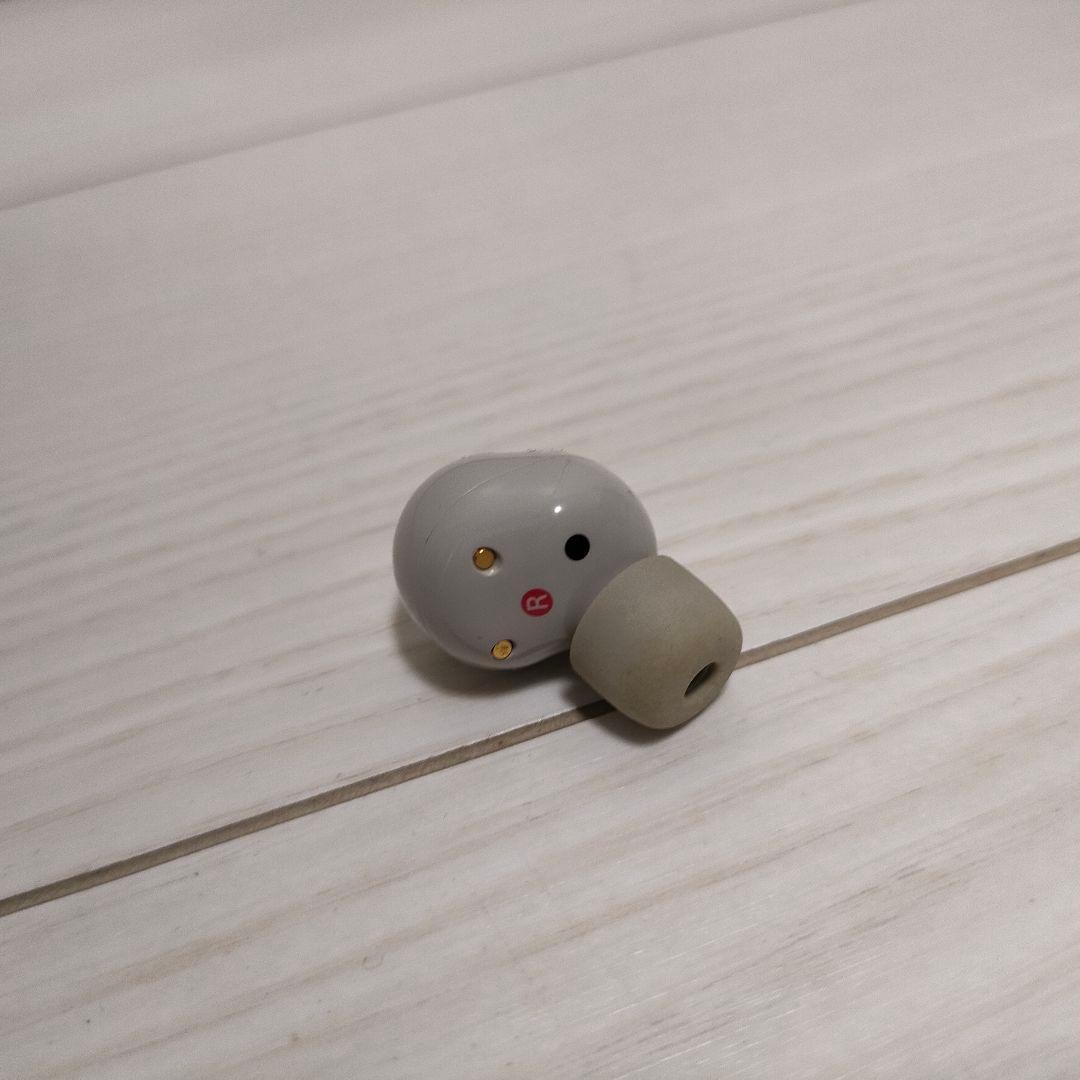 SONY WF-1000XM5　右耳 (R )　プラチナシルバー　イヤーピース付