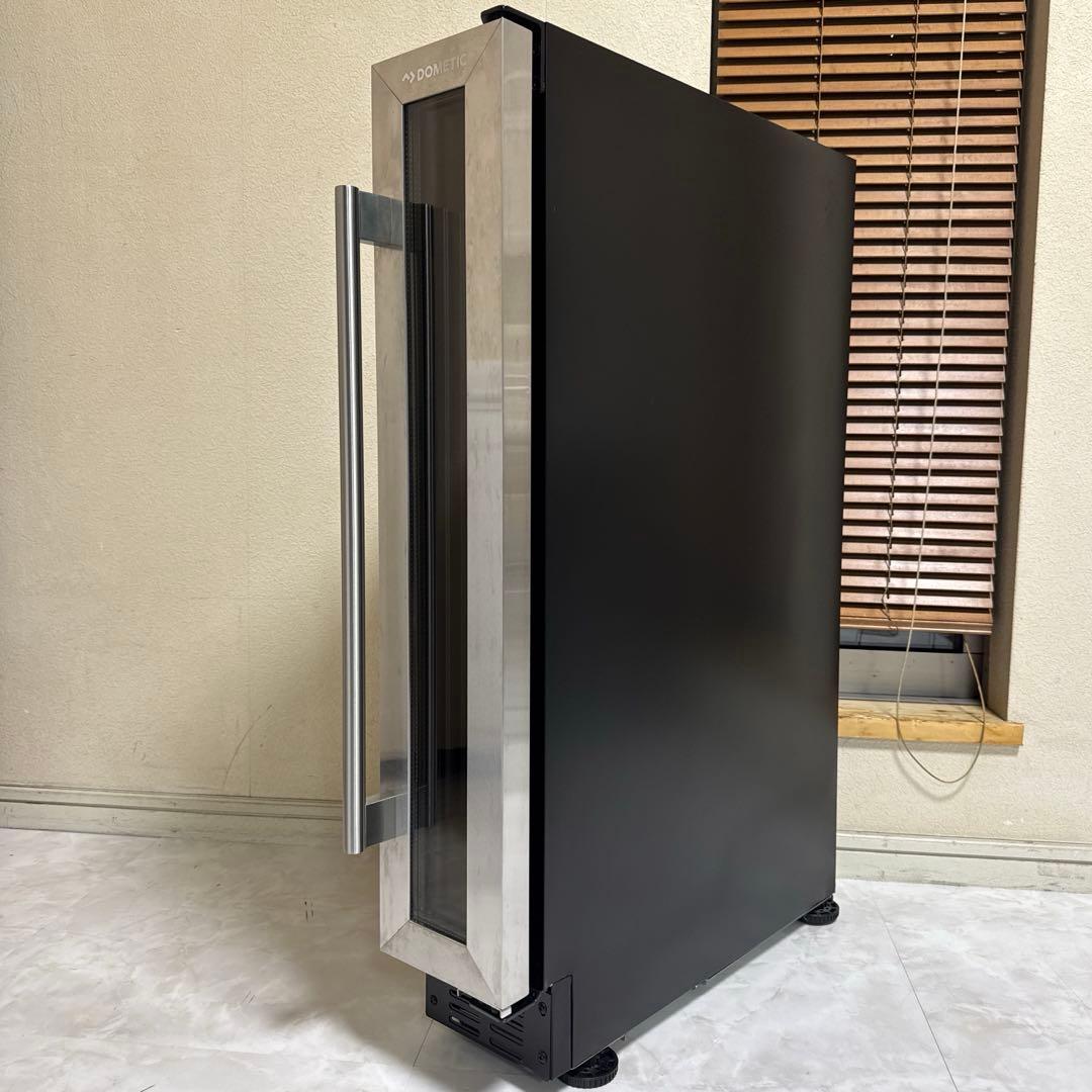 DOMETIC スリムタワーワインセラー 薄型　インテリアセラー