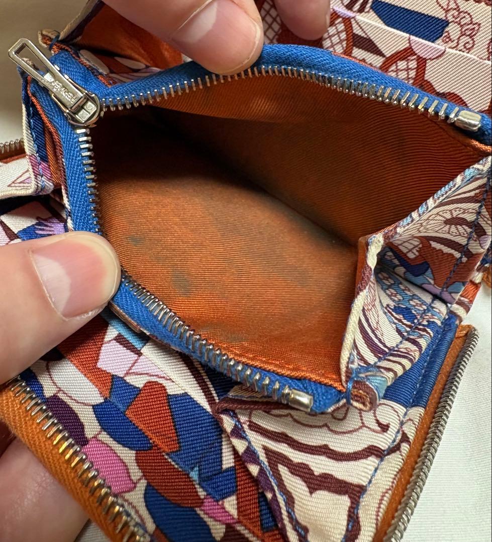 エルメス　シルクインコンパクト