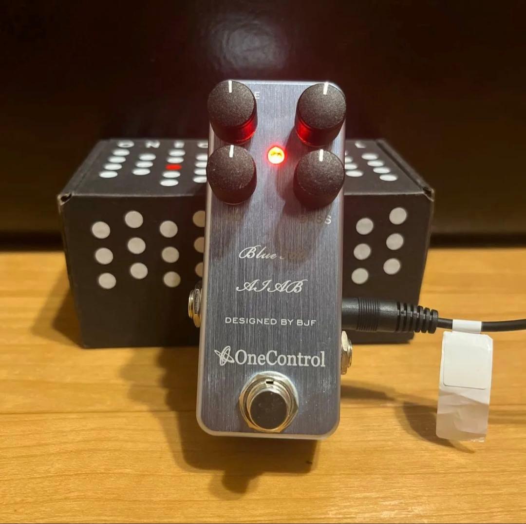 ベース One Control Blue 360 AIAB