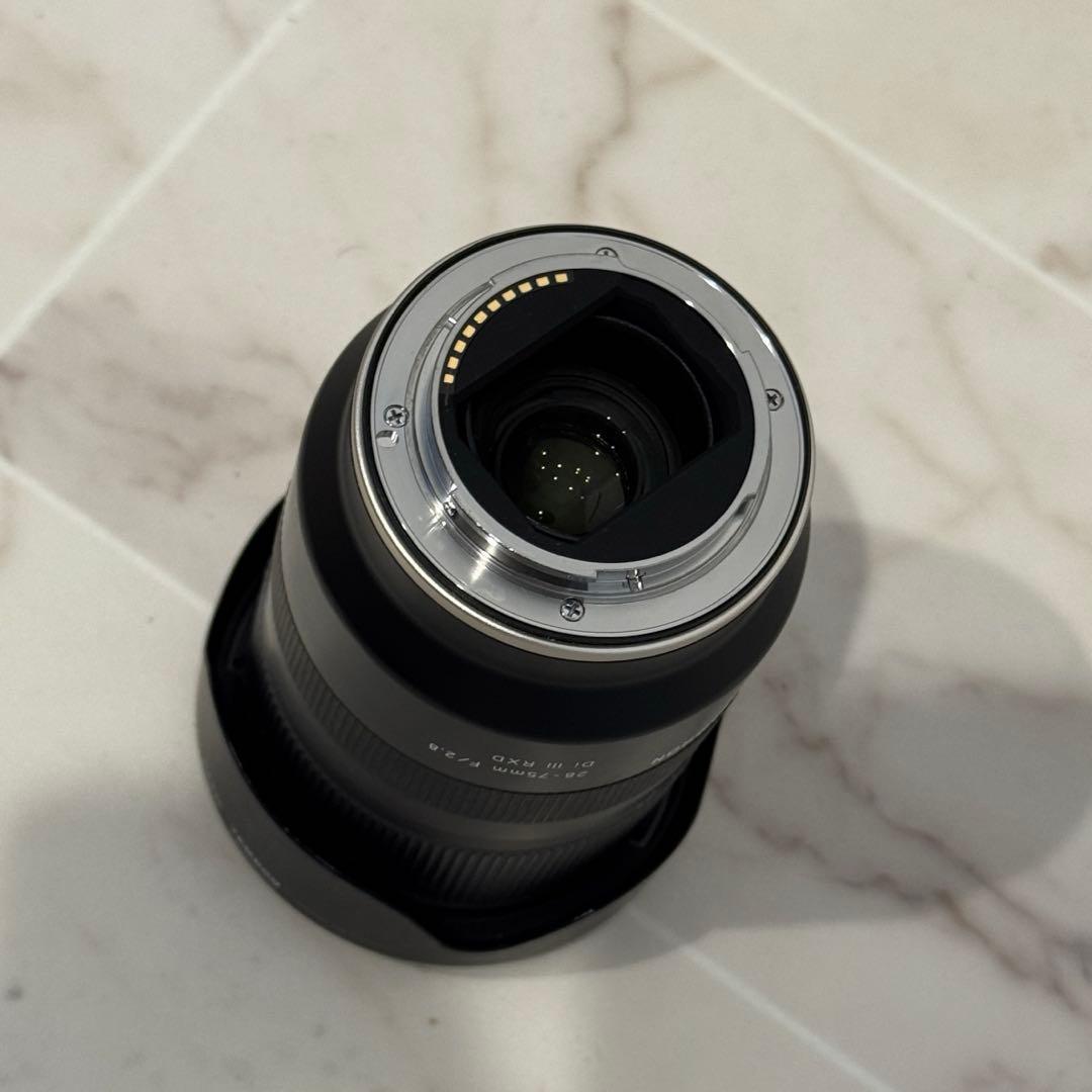 TAMRON 28-75mm F/2.8 Di III RXD フィルター付き