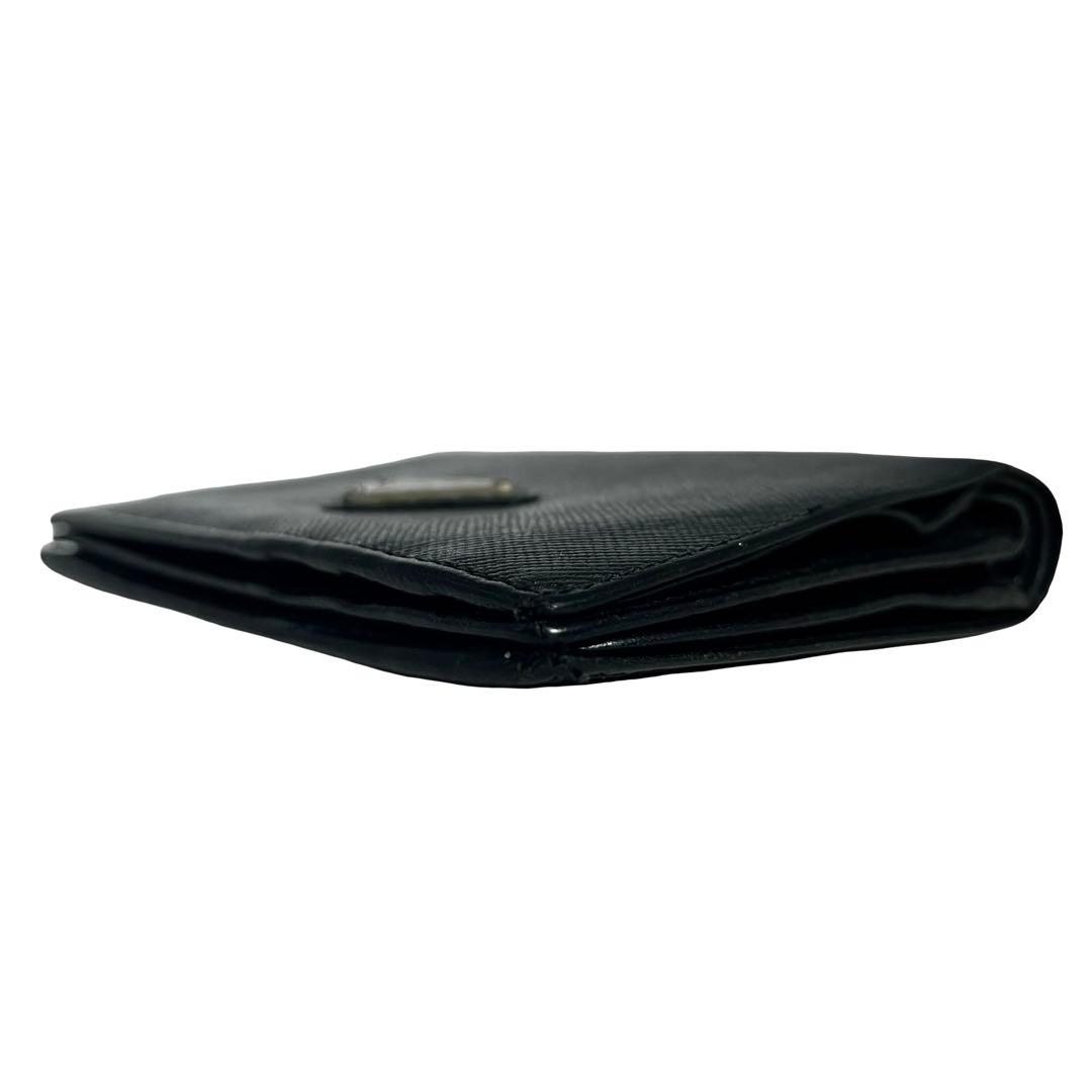 希少✨PRADA プラダ 二つ折り財布 サフィアーノレザー 三角ロゴ ブラック