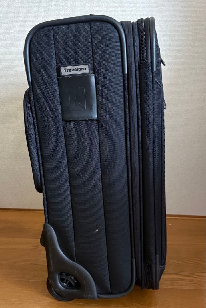 （古い割に使用感少なめ）Travelpro Crew7 機内持込　20x14x9