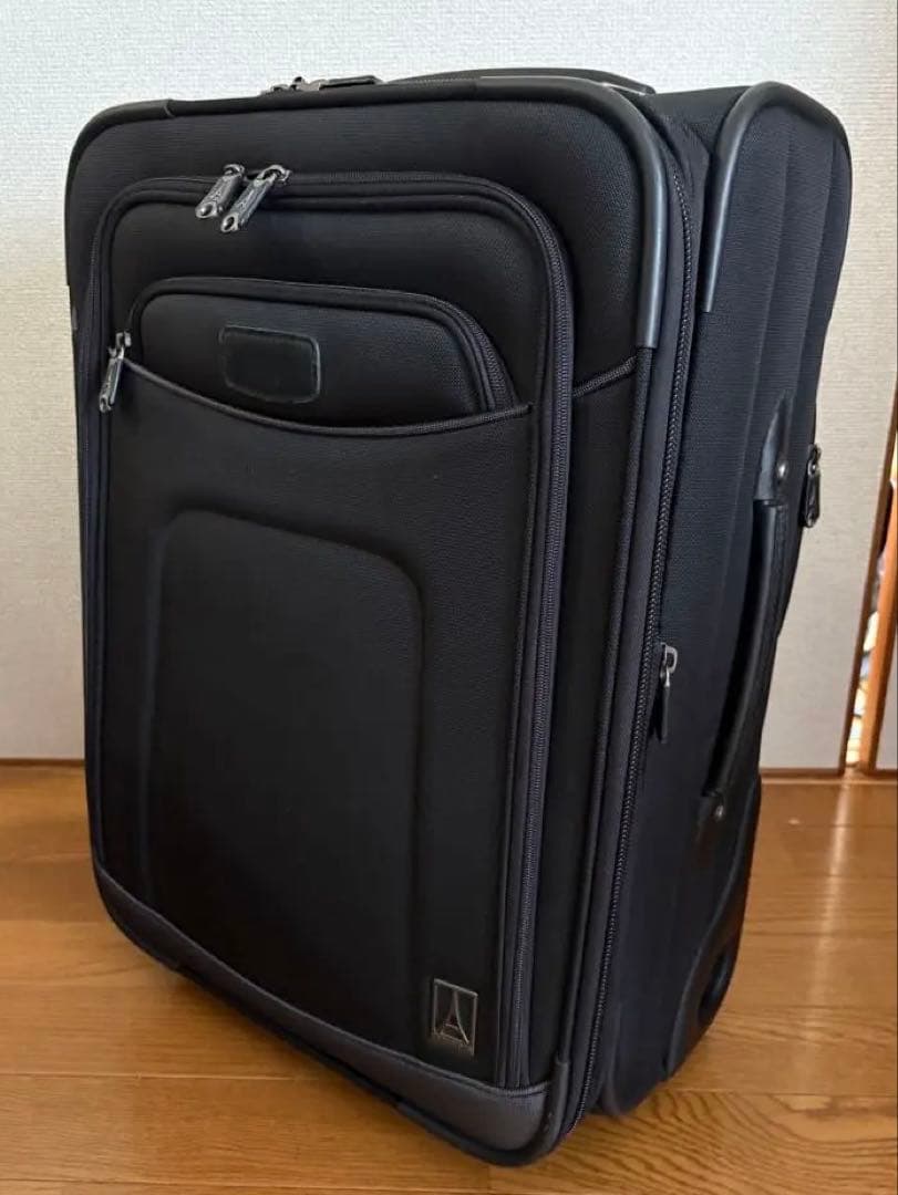 （古い割に使用感少なめ）Travelpro Crew7 機内持込　20x14x9