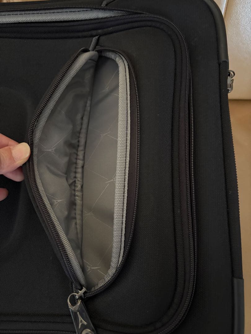 （古い割に使用感少なめ）Travelpro Crew7 機内持込　20x14x9