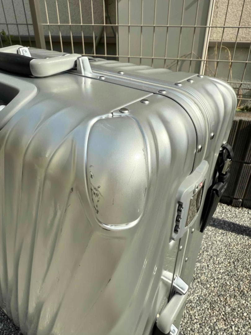 miyamasa様　TUMI 19 DGR ALUM スーツケース84L（中古）