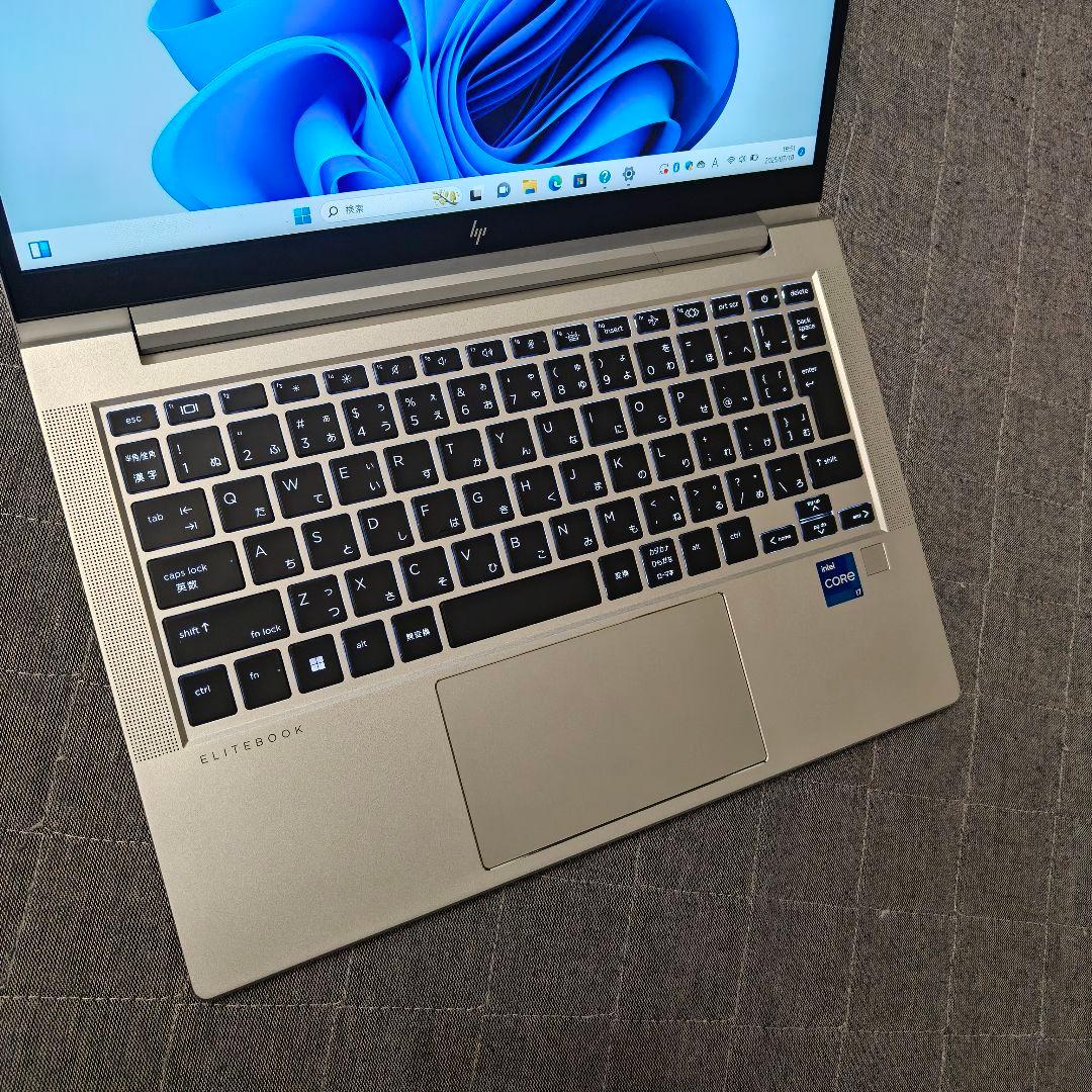2023年9月 美品 日本製 HP 爆速 13世代 i7 32GB 新品2TB