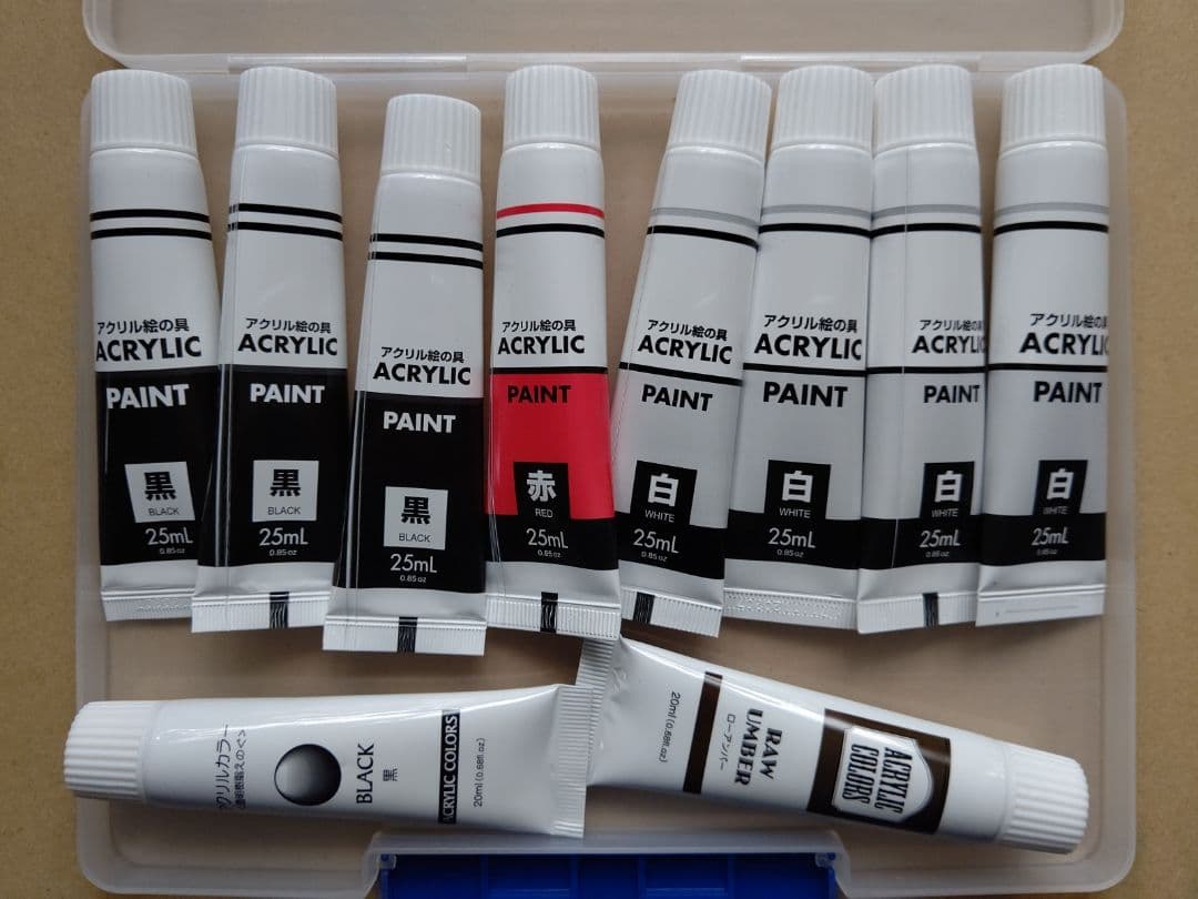 ゴールデン アクリル絵の具84本 、DAISOアクリル絵の具18本