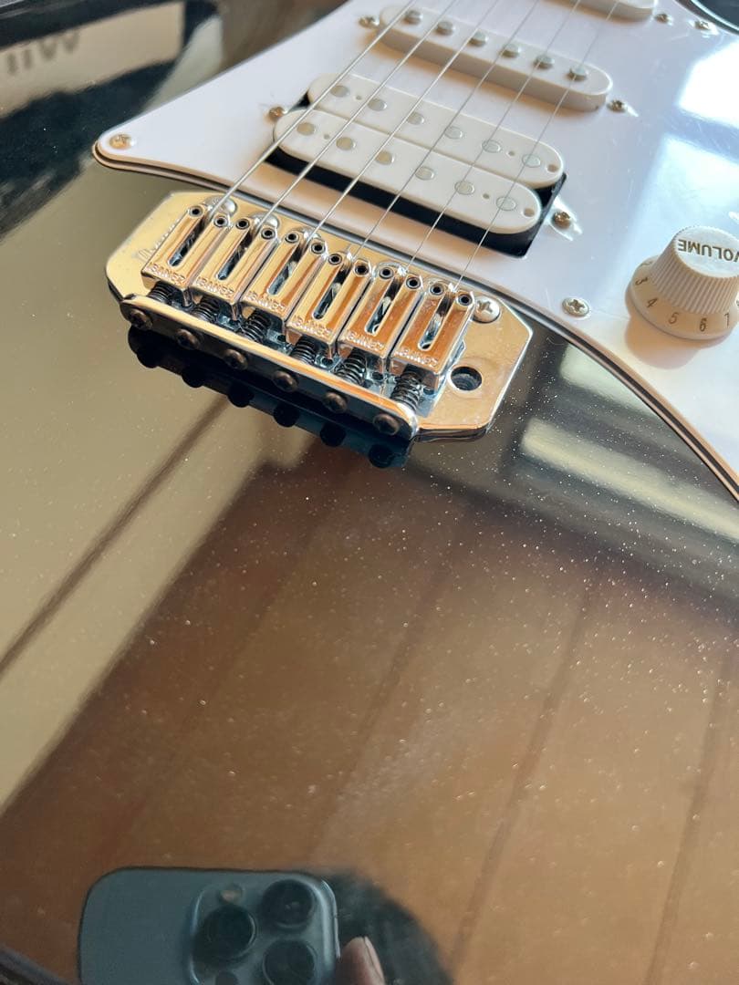 Gio Ibanez エレキギターとアンプセット　 アイバニー　ケース付き