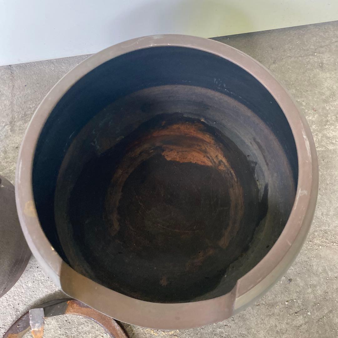 鋳鉄製 茶釜 丸型 茶道具 鉄瓶 風炉釜 鉄釜 鋳物 骨董品 古美術 鉄 真鍮