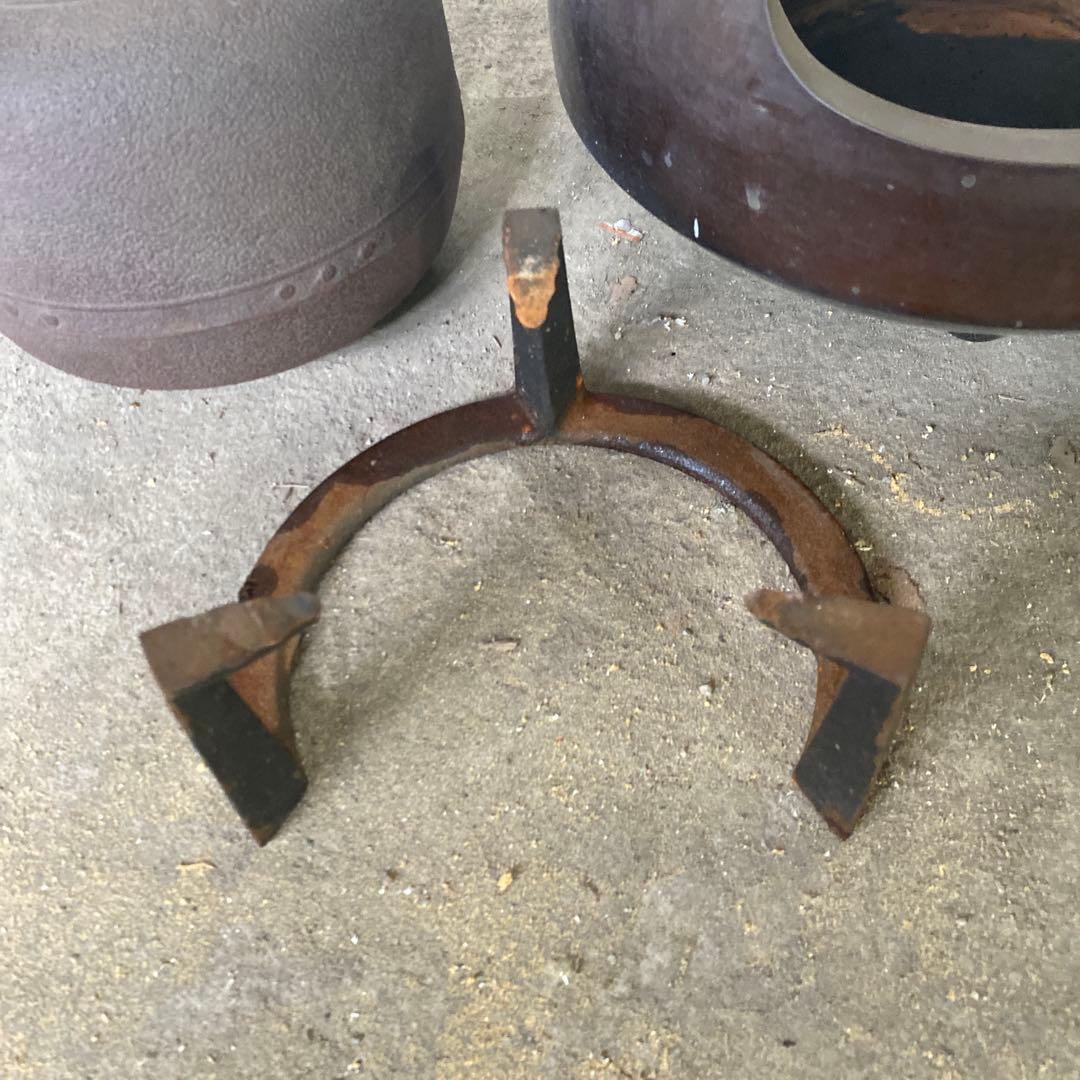鋳鉄製 茶釜 丸型 茶道具 鉄瓶 風炉釜 鉄釜 鋳物 骨董品 古美術 鉄 真鍮