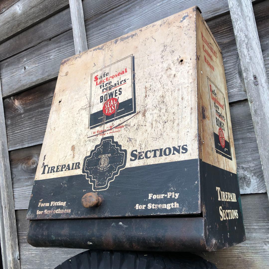 キャビネット　ボックス　鉄　錆　車　店　什器　シャビー　インダストリアル　油