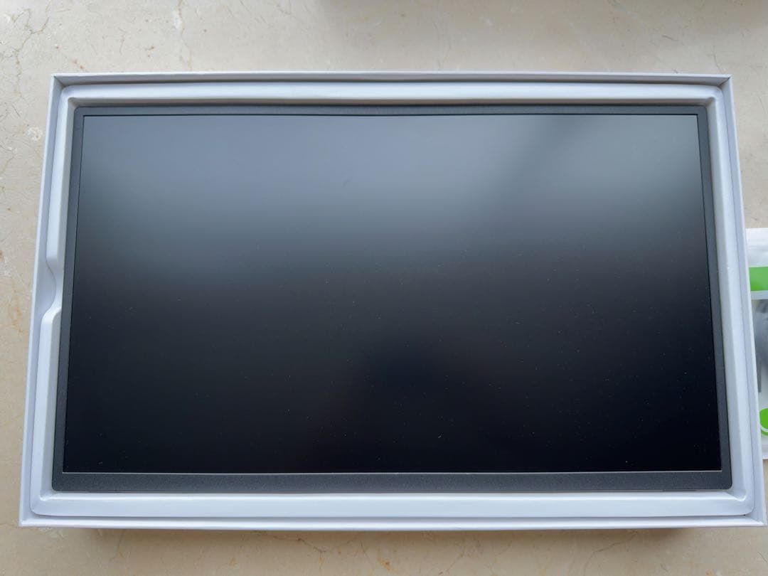 UPERFECT 18.5インチ モバイル ディスプレイ モニター本体