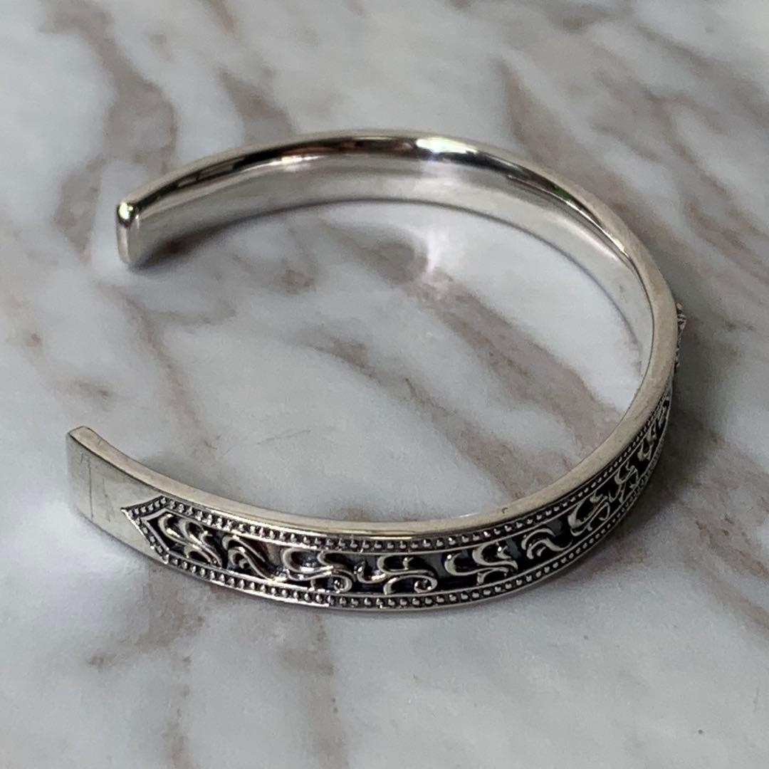 極美品 ライオンハート タテガミハウルバングル シルバー925 刻印 唐草