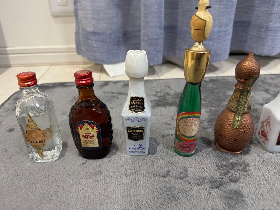 ウィスキー　ブランデー　他　ミニチュアボトル44本セット