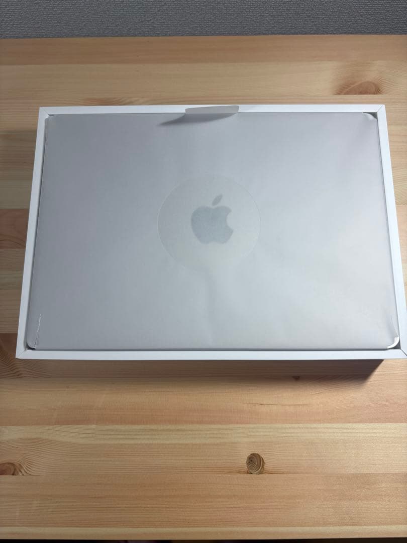 MacBook Air m2 8GB 256GB スターライト