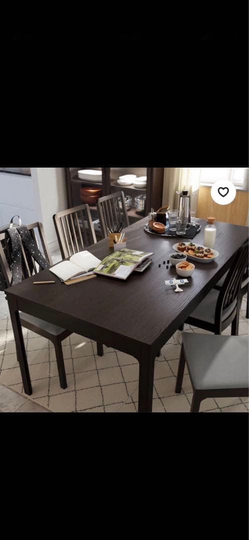 IKEAエーケダーレンダイニングテーブル