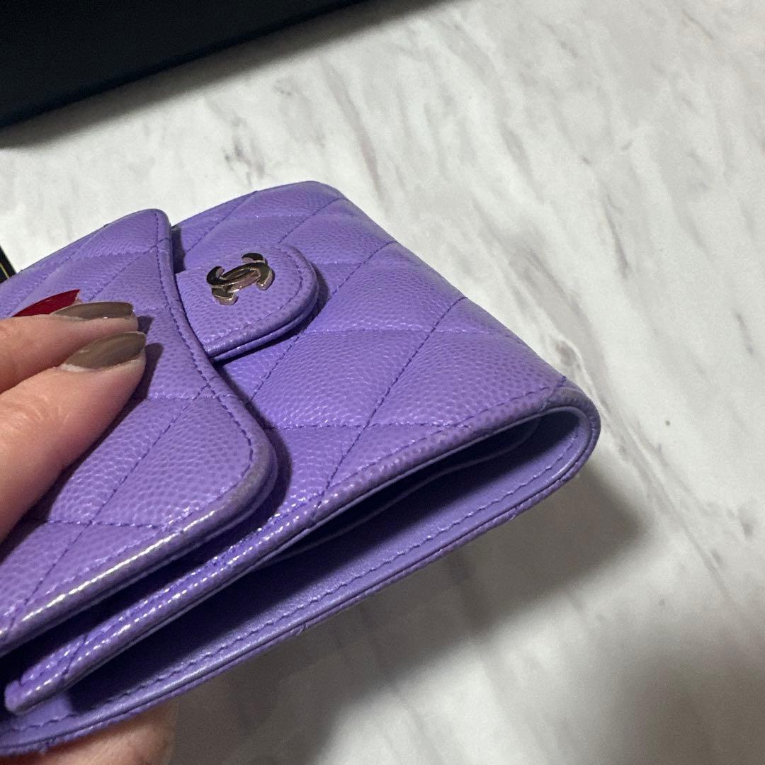 特別特価✨美品CHANEL 三つ折りキャビアスキン マトラッセ財布 パープル