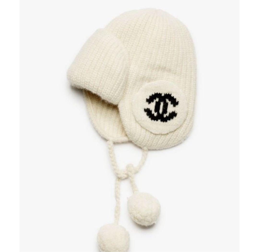CHANEL シャネル　2025/26秋冬プレコレクション　ニット帽　ポンポン