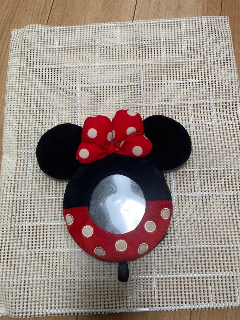 早い者勝ち　ディズニー　ミニーマウス　手袋付き　マフラーファンキャップ