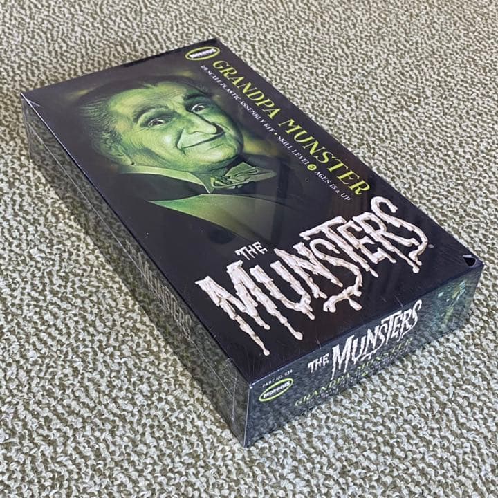 メビウス ハーマン マンスター / メビウス グランパ マンスター (2セット)