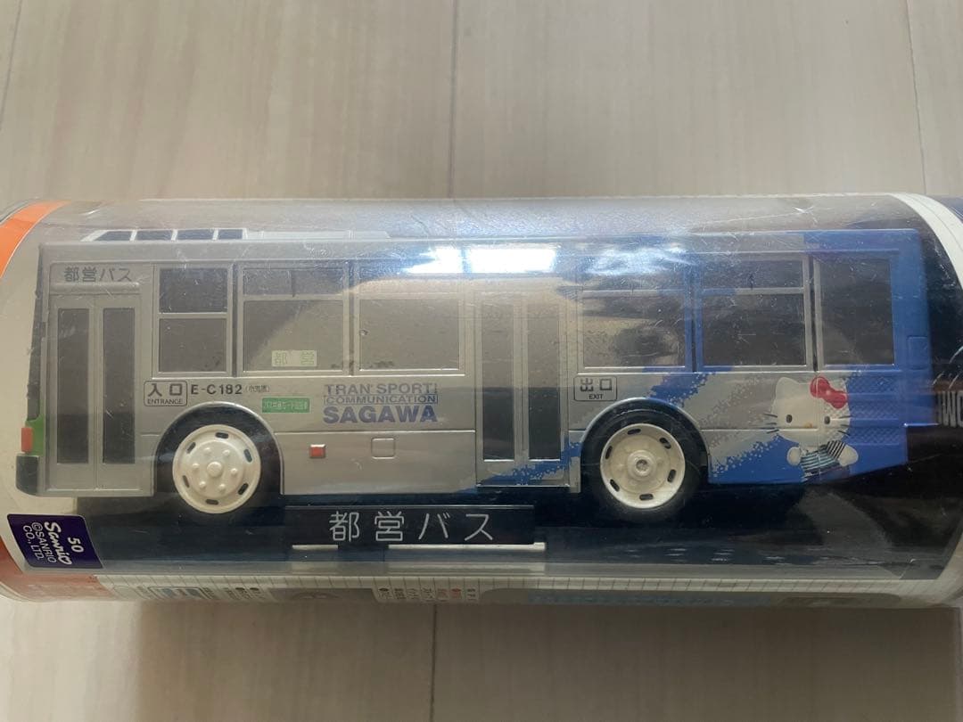 ハローキティRCカー 佐川急便コラボ　ハローキティ