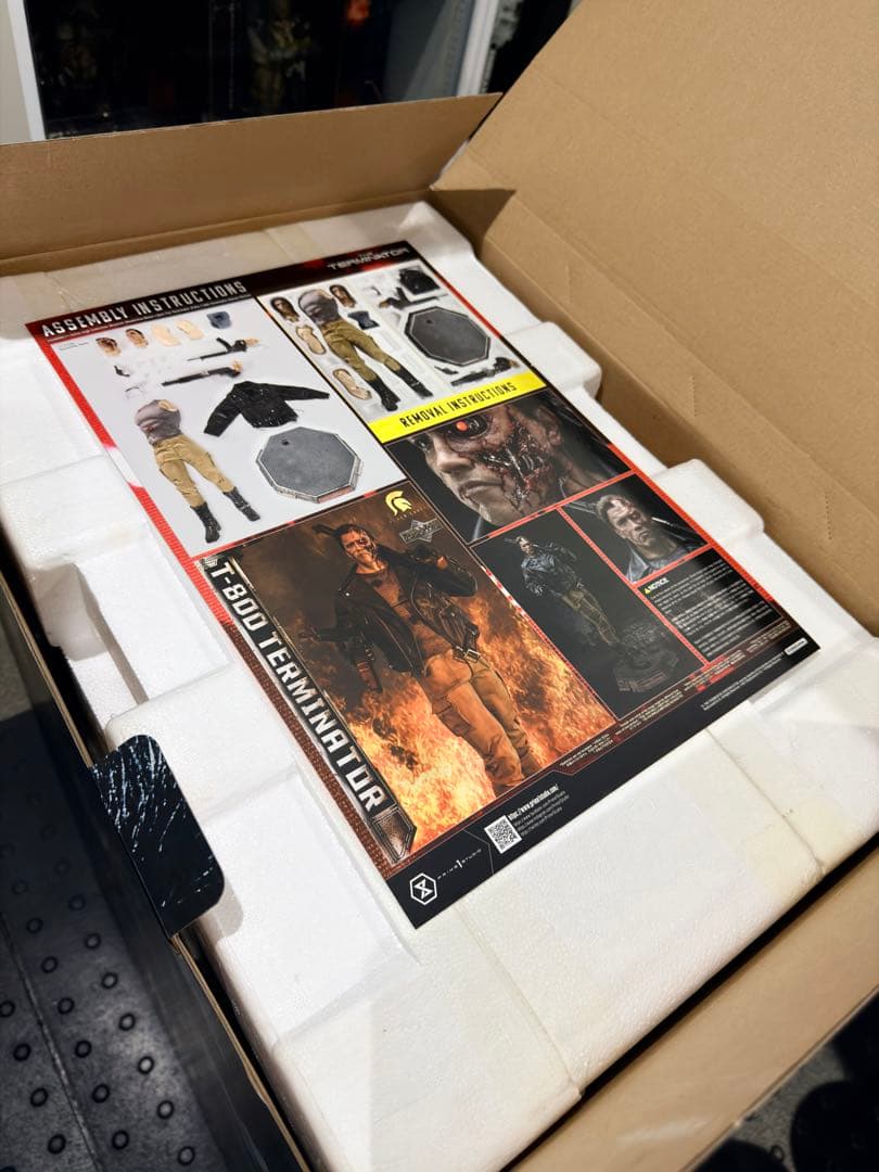 ターミネーターT800 PRIME1スタジオ 1/2巨大スターチュー