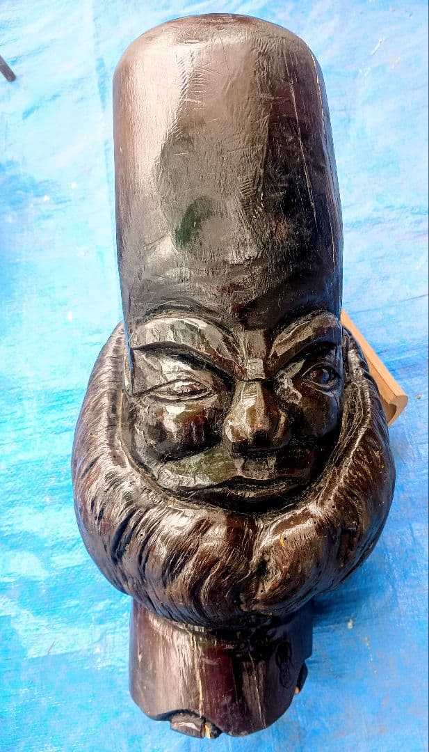 自然天然素材(木)の木彫時代物作者不明作印アリ中国と思れますとても珍です