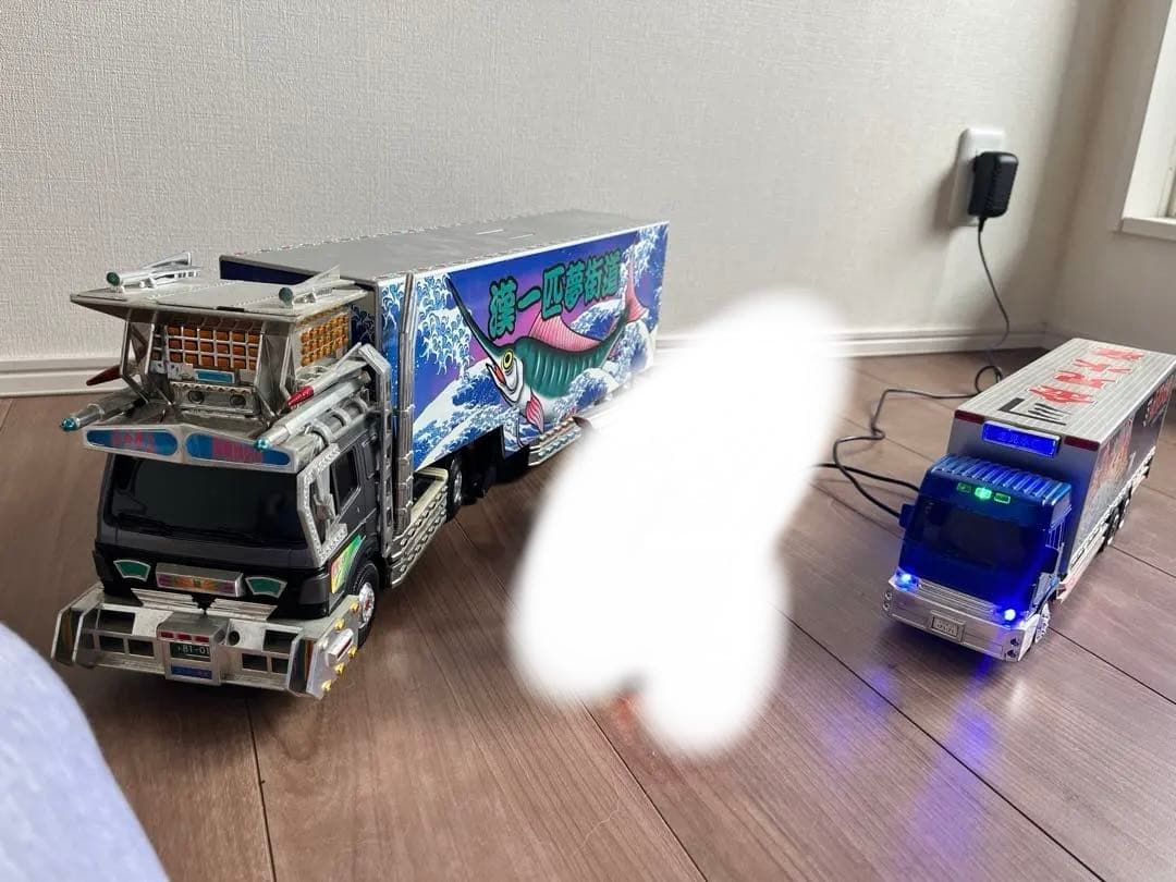 1番星　デコトラ模型　電飾付き　２台 アオシマ トラック野郎 ダンププラモデル