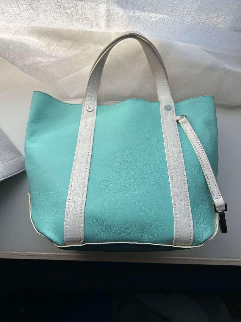 バッグ Tiffany leather hand bag reversible
